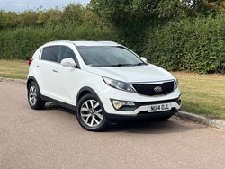 White Used 2014 Kia Sportage 2 SUV | £5,699 (Fair price)