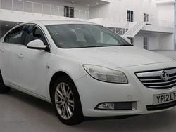White Used 2012 Vauxhall Insignia Hatchback | £2,495 (Good price)