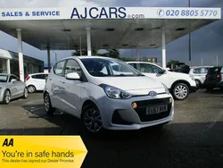 White Used 2017 Hyundai i10 SE Hatchback | £8,995 (Fair price)
