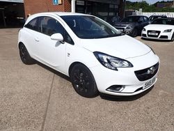 White Used 2015 Vauxhall Corsa SRi Hatchback | £4,390 (Fair price)
