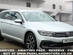 Silver Used 2021 VW Passat GTE Estate | £12,174 (Good price)