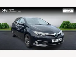 Black Used 2017 Toyota Auris Hybrid Hatchback | £12,497 (Fair price)