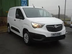 White Used 2021 Vauxhall Combo MPV | £9,990 (Good price)