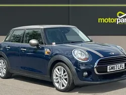 Blue Used 2017 Mini Cooper Hatch Hatchback | £7,500 (Fair price)