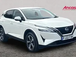 Storm white Used 2022 Nissan Qashqai N-Connecta SUV | £18,995 (Fair price)