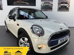 White Used 2016 Mini Cooper Hatch Hatchback | £6,690 (Good price)