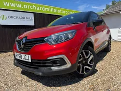 Red Used 2018 Renault Captur Iconic SUV | £8,295 (Fair price)