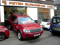 Red Used 2011 Land Rover Freelander 2 SUV | £3,450 (Fair price)