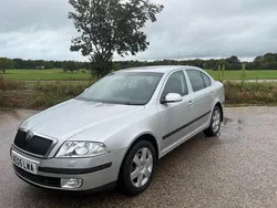 Silver Used 2005 Skoda Octavia Elegance Hatchback | £2,490