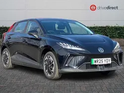 Metallic black pearl Used 2024 MG MG4 EV SE Hatchback | £16,990 (Fair price)