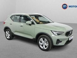 Used 2025 Volvo XC40 Core SUV | £25,599 (Super price)
