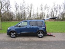 Blue Used 2023 Peugeot Rifter Allure MPV | £15,950 (Fair price)