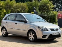 Silver Used 2010 Kia Rio Hatchback | £990 (Good price)