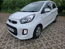 White Used 2017 Kia Picanto Hatchback | £6,345 (Fair price)