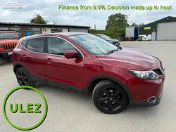 Red Used 2015 Nissan Qashqai N-TEC SUV | £6,495 (A bit pricey)