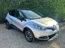 Silver Used 2016 Renault Captur Signature SUV | £6,999 (Fair price)