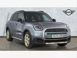 Green Used 2024 Mini Countryman Exclusive SUV | £35,990 (Fair price)