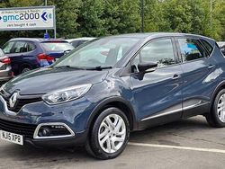 Blue Used 2015 Renault Captur Dynamique SUV | £5,395 (Fair price)