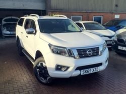 White Used 2019 Nissan Navara Tekna Pickup | £14,480