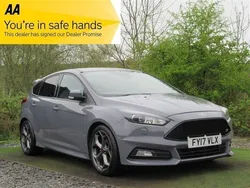 Grey Used 2017 Ford Focus ST Hatchback | £14,490 (Fair price)