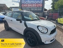 White Used 2015 Mini Cooper Hatch Hatchback | £6,295 (Fair price)