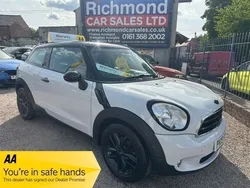 White Used 2015 Mini Cooper Hatch Hatchback | £6,295 (Fair price)