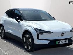White New 2025 Volvo EX30 Performance SUV | £29,739 (Super price)