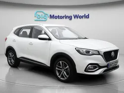 White Used 2023 MG HS Excite SUV | £15,727 (Fair price)
