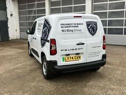 White New 2024 Peugeot E-Partner MPV | £19,995 (Fair price)