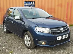 Blue Used 2015 Dacia Sandero Lauréate Hatchback | £4,225 (Fair price)