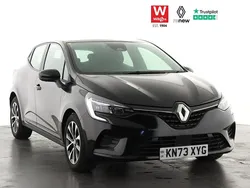 Black Used 2023 Renault Clio V Evolution Hatchback | £13,249 (Fair price)