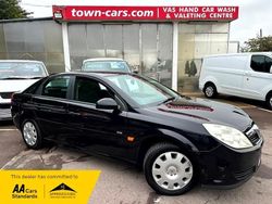 Black Used 2009 Vauxhall Vectra Hatchback | £2,999