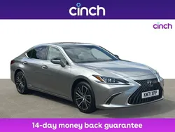 Silver Used 2022 Lexus ES300H Sedan | £25,899 (Fair price)