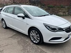 White Used 2016 Vauxhall Astra Estate | £4,500 (A bit pricey)