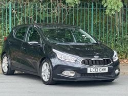Black Used 2013 Kia Ceed Hatchback | £5,499 (Fair price)