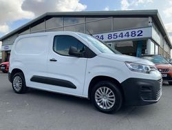 White Used 2021 Citroën Berlingo MPV | £8,800 (Good price)
