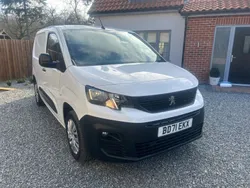 White Used 2021 Peugeot Partner MPV | £8,850 (Fair price)