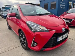 Red Used 2020 Toyota Yaris Hybrid Hatchback | £11,995 (Good price)