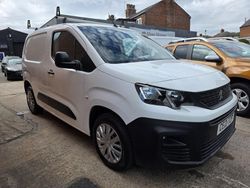 White Used 2021 Peugeot Partner Van | £9,695 (Fair price)