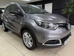 Grey Used 2015 Renault Captur Dynamique SUV | £4,595 (Super price)