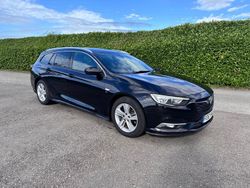 Black Used 2017 Vauxhall Insignia SRi Estate | £5,350 (Fair price)