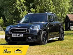 Black Used 2018 Mini Cooper Countryman SUV | £12,275 (Fair price)
