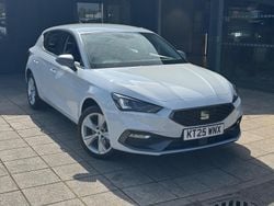 Glacial white New 2025 Seat Leon FR Hatchback | £26,390 (Good price)