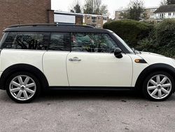 White Used 2010 Mini Cooper Clubman Estate | £2,995 (Fair price)