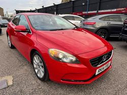 Red Used 2014 Volvo V40 SE Lux Hatchback | £7,199 (Fair price)