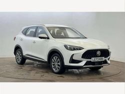 White Used 2023 MG HS SE SUV | £15,895 (Fair price)
