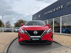 Red Used 2022 Nissan Qashqai Acenta Premium SUV | £16,995 (Good price)