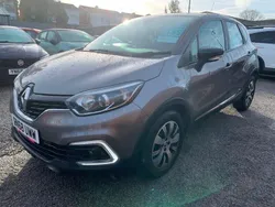 Grey Used 2018 Renault Captur Play SUV | £7,995 (Fair price)