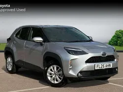 Silver Used 2025 Toyota Yaris Cross SUV | £21,856 (Good price)