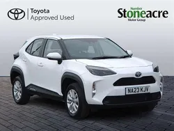 White Used 2023 Toyota Yaris Cross SUV | £19,999 (Super price)